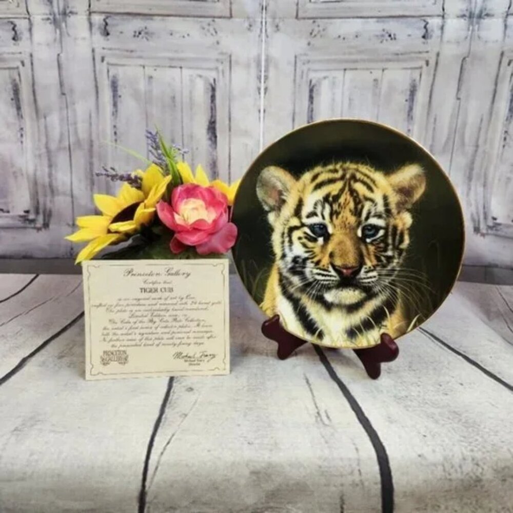 Princeton Galleries Tiger Cub Plate
